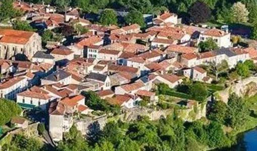 丰满回乡建别墅为什么一定要选专业乡墅公司